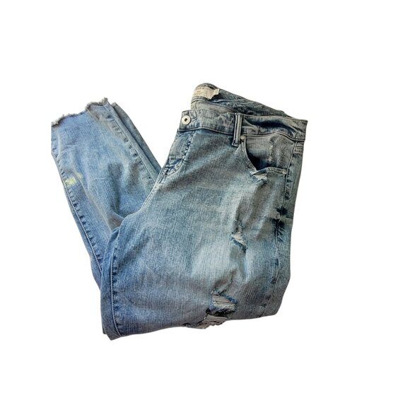 Torrid Premium Boyfriend Distressed Womens Jeans Stretch Denim Size 18 Destroyed - Picture 4 of 16